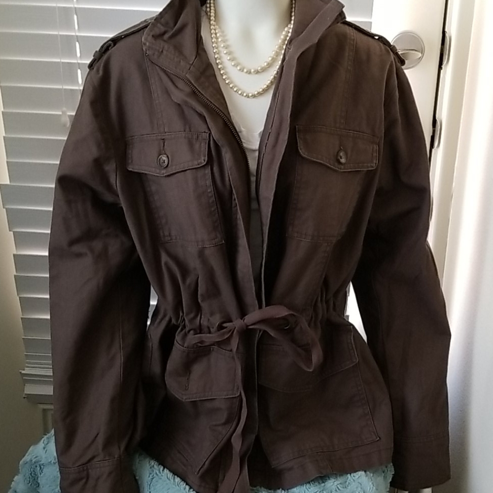 Coat - Picture 4 of 5
